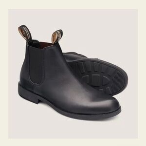 BLUNDSTONE #1901
MEN'S DRESS
ANKLE BOOTS - BLACK BOOTS